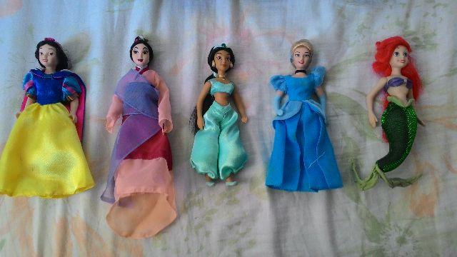 Bonecas porcelana da Disney