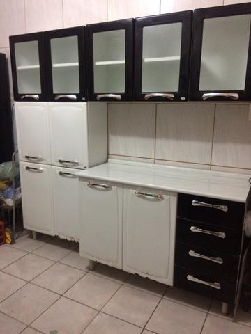 Armário de cozinha com balcão!!! 13 portas 4 gavetas