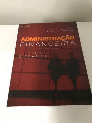 Livro Administração Financeira Teoria e Prática ótimo