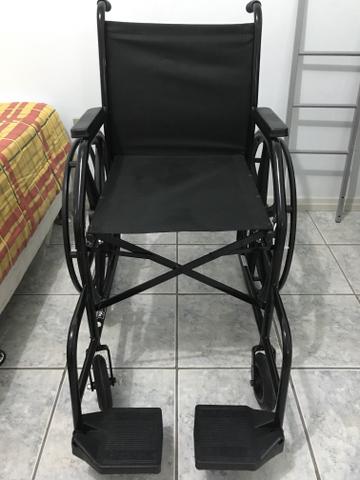Cadeira de rodas Prolife, pouquíssimo tempo de uso