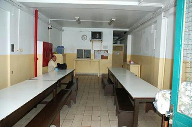 Mesas para refeitório usadas