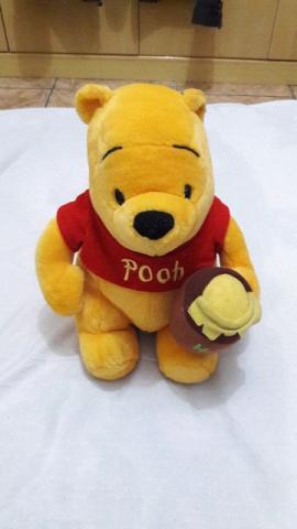 Urso de pelucia Pooh