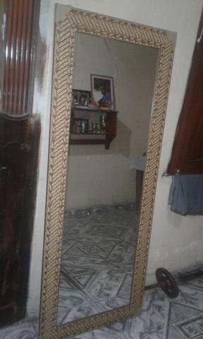 Espelho de chão grande