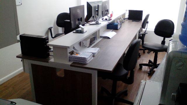 Mesas para escritório - Estações de trabalho