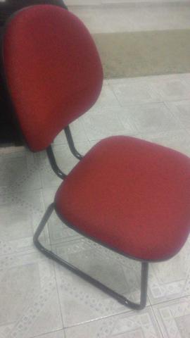 Cadeiras estofadas para escritório