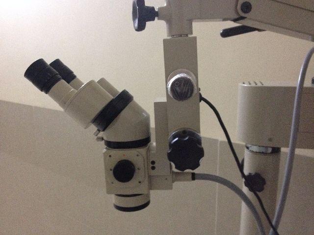 Microscopio Cirurgico