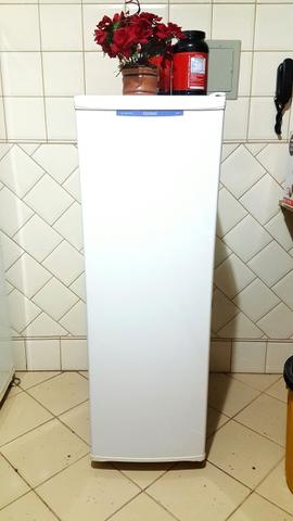 Refrigerador CONSUL 240 litros