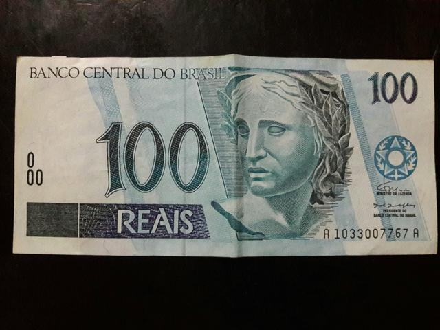 Nota de 100 reais rara