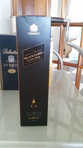 Whiskey Johnnie Walker Black Label (na caixa)