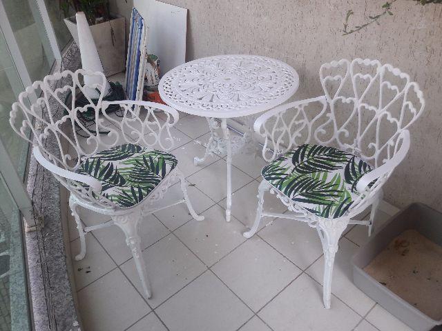 Conjunto para jardim/ varanda - Mesa e 2 cadeiras