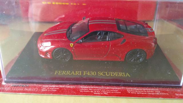 Ferrari f430 scuderia em miniatura