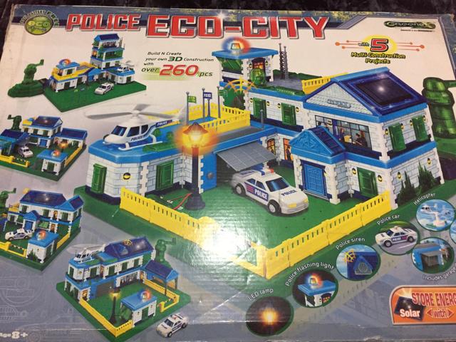 Jogo de montar Police eco city