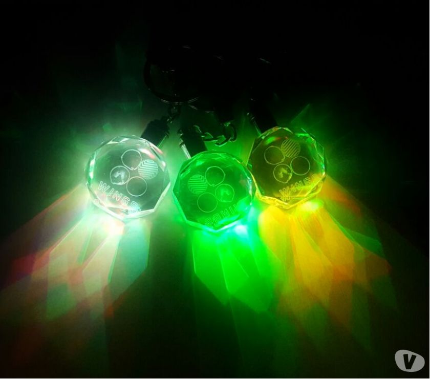 K-pop Bts Wings chaveiro cristal com led