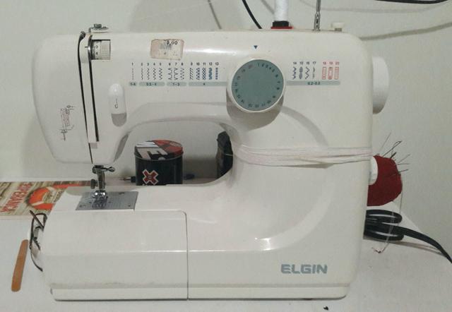 Máquina Costura Elgin JX-
