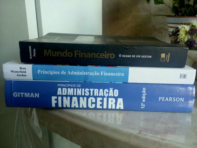 Livros - Administração financeira - Economia