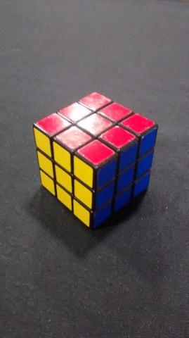 Cubo Magico original Rubiks
