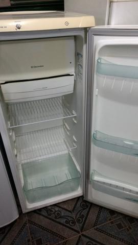 270 litros geladeira degelo seco