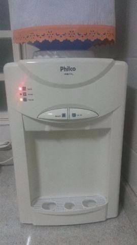 Bebedouro da marca Philco, modelo PHB 20L
