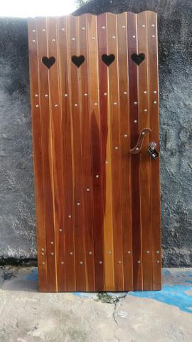 Portão madeira de ipê