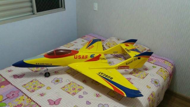 Aeromodelo Jato Bobcat