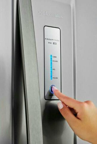 Refrigerador duplex Electrolux inox 310 litros frost free