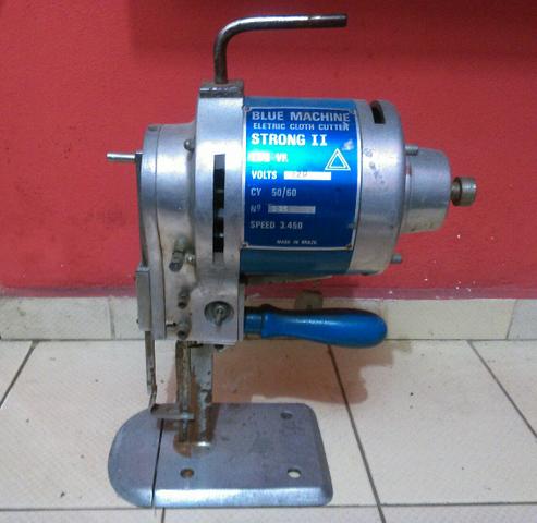 Maquina de Corte de tecido Blue machine 220v