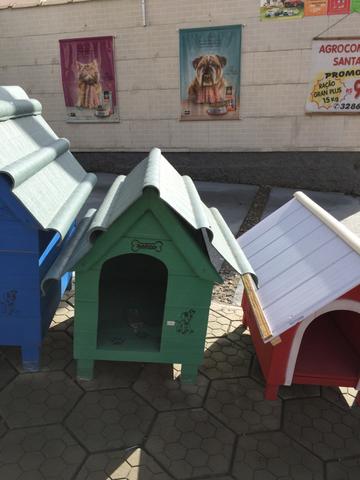Casa para cachorro em madeira