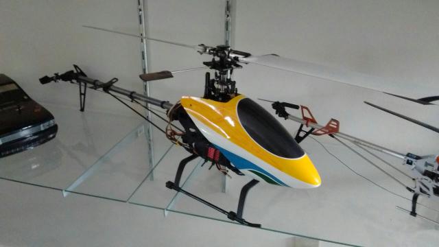 Helicóptero Hk 500