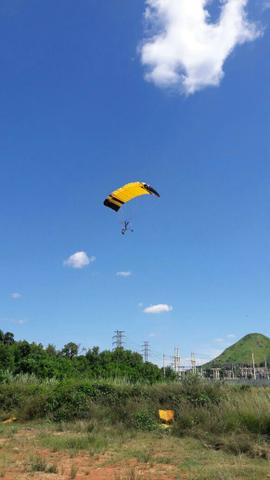Aeromodelo paraglider