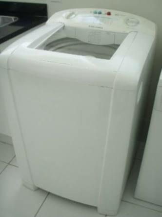 Maquina de lavar roupas electrolux 11 kilos em perfeito