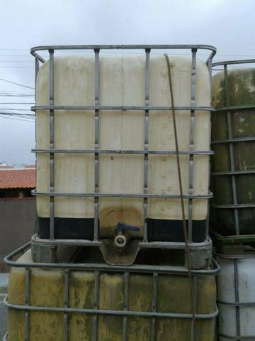 Reservatório de água (containers) (4 PEÇAS)