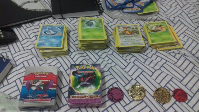 Cards Pokémon +200 diversos