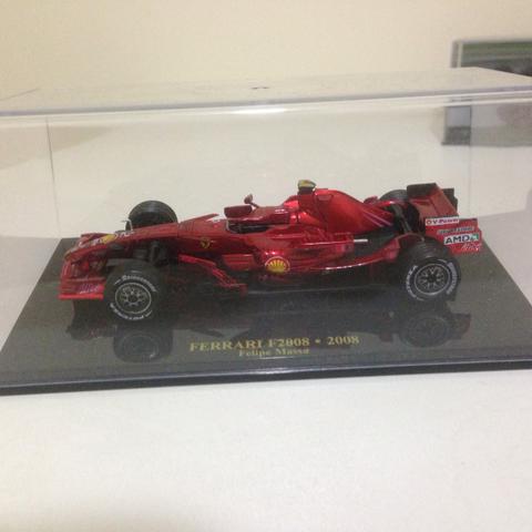 Miniatura Ferrari Felipe Massa 