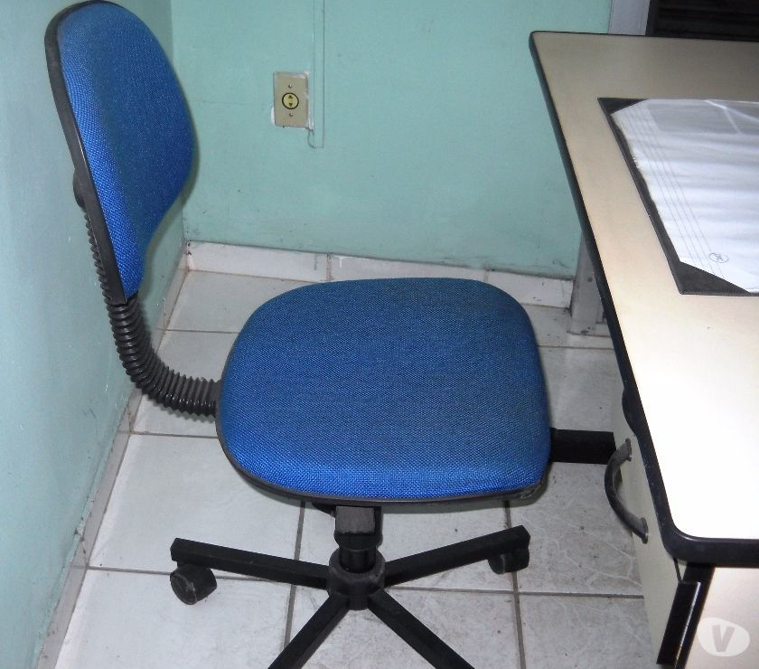 Cadeira e mesa para escritório