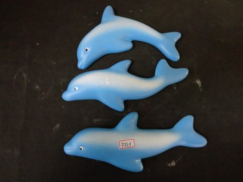 ## Enfeite De Parede Trio Golfinhos Em Cerâmica Azul!!!