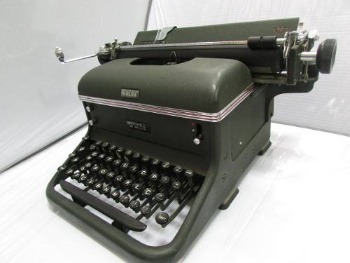 Máquina De Escrever Halda