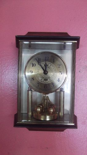 Relógio De Parede Antigo Alemão Com Caixa De Madeira Rp 44