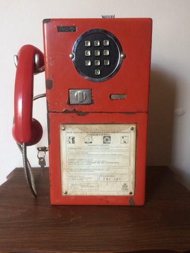 Orelhão Antigo Vermelho - Telefone Público