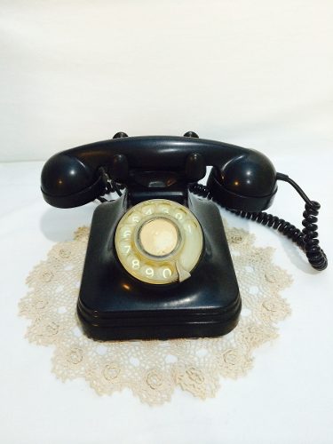 Raro E Antigo Telefone De Baquelite. Anos -funcionando.