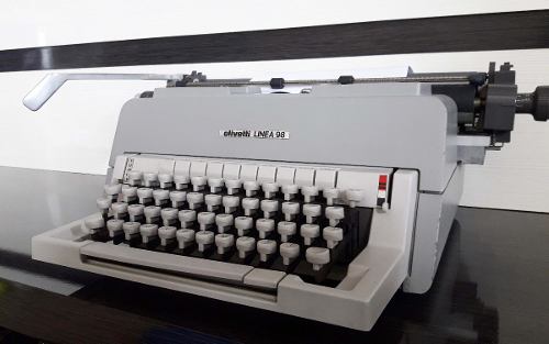 Maquina De Escrever Olivetti - Linea 98