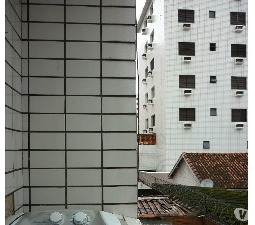 Apartamento Kitnet, em Vila Guilhermina a 200m da praia