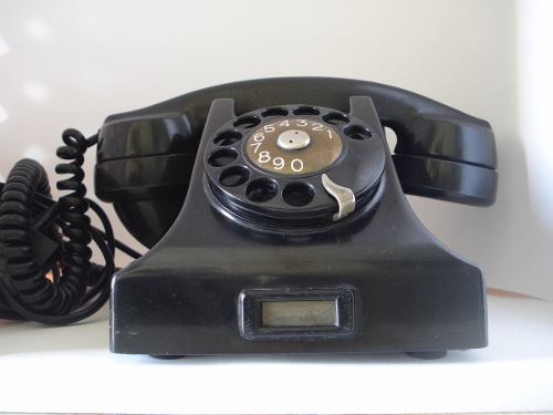 Telefone Antigo Ericsson Preto Em Braquelite Funcionando.