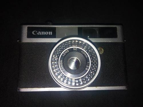 Câmera Antiga Canon Canonet