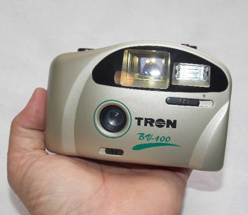 Câmera Máquina Fotográfica Antiga Tron Bv 100