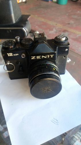Câmera Fotográfica Antiga Zenit 12xp C/helios 44m-5 C/capa