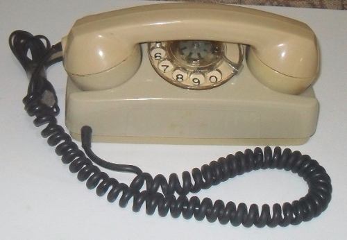 Aparelho De Telefone Antigo De Mesa-telesp 
