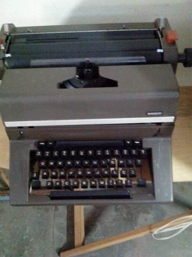Máquina De Escrever Facit Antiga Frete Grátis