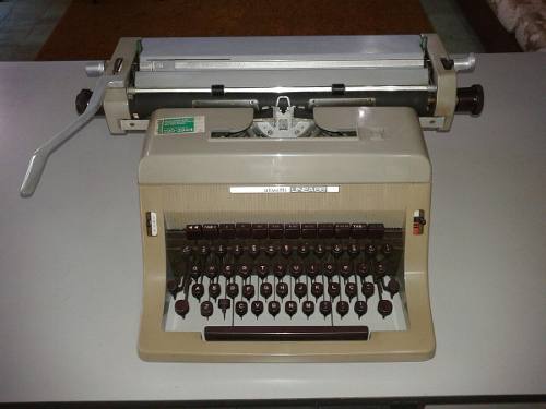 Máquina Escrever Linea 88