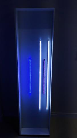 Luminária Aquário MDF com barras LED
