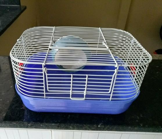 Vendo gaiola para hamster com roda para exercício